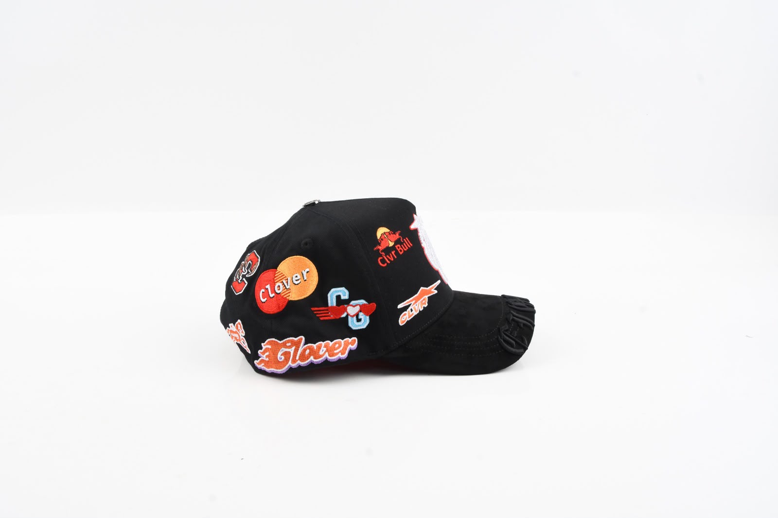 CLVR PATCHES NEGRA lateral